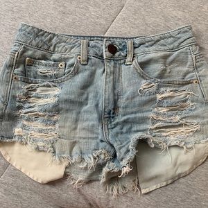 American eagle size 2 High rise festival shorts